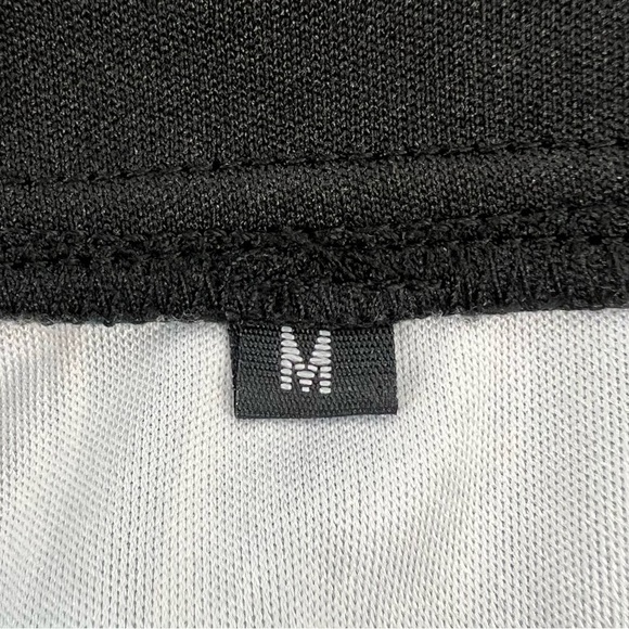 Multi Colored Safari Print 3/4 Sleeve V-Neck Blouse Size Medium Women’s - Picture 2 of 5